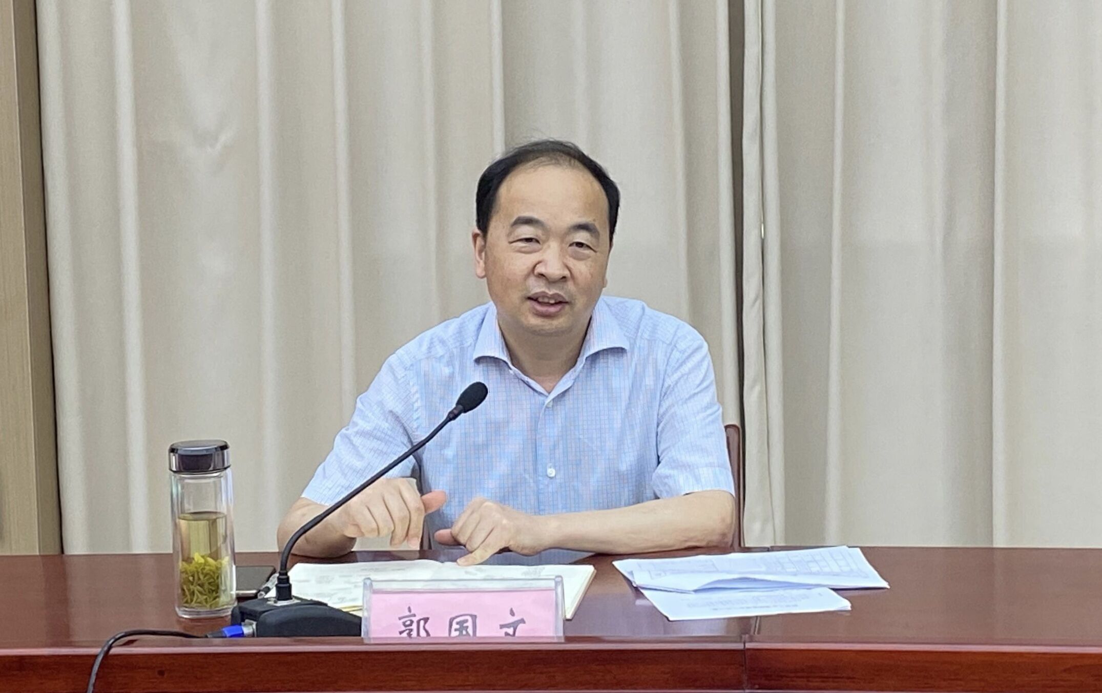 首页 工作动态 正文郭国文提出三点希望和大家共勉,一是要矢志不渝